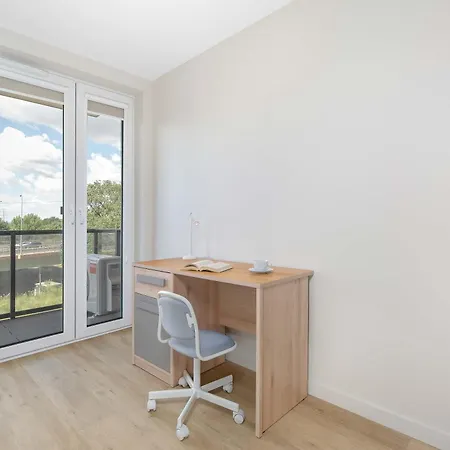 Apartman Modern With Garage And 3 Balconies In By Renters Prestige *