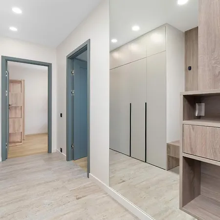 Modern With Garage And 3 Balconies In By Renters Prestige * Wrocław
